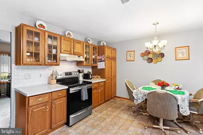 131 Lebbie Lane, Fairless Hills, PA 19030 - Photo 6