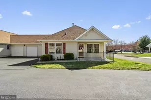 80 Avenrowe Ct, Fairless Hills, PA 19030 - Photo 1