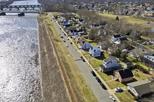 95 Park Ave, Morrisville, PA 19067 - Photo 2