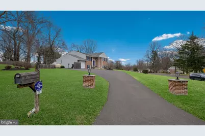 79 W Buttonwood Dr, Churchville, PA 18966 - Photo 2