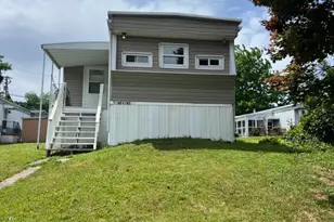 1302 Gibson Rd, Bensalem, PA 19020 - Photo 16