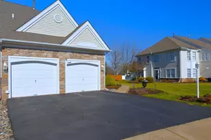 1646 Rockcress Dr, Jamison, PA 18929 - Photo 2