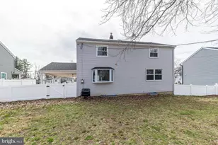253 Luff Ln, Warminster, PA 18974 - Photo 4