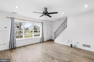 1120 Farmhouse Ln, Quakertown, PA 18951 - Photo 4