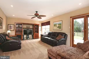 367 Merion Pl, Newtown, PA 18940 - Photo 20