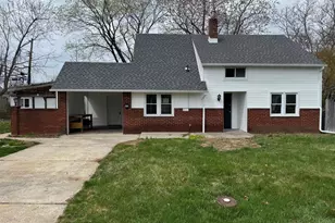 67 Horseshoe Ln, Levittown, PA 19055 - Photo 1