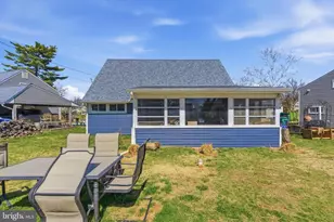 8 Inlet Rd, Levittown, PA 19057 - Photo 26