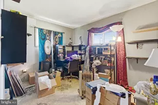 8 Inlet Rd, Levittown, PA 19057 - Photo 14