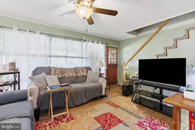 8 Inlet Road, Levittown, PA 19057 - Photo 8