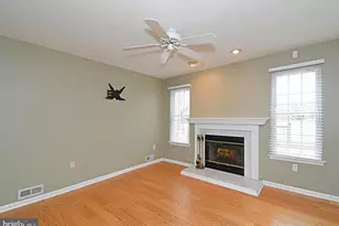 82 Honey Locust Ln, Newtown, PA 18940 - Photo 14