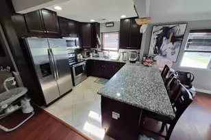 45 Coral Ln, Levittown, PA 19055 - Photo 6