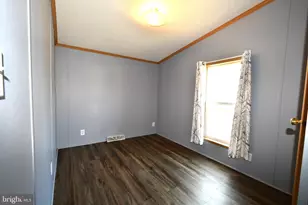 45 Maple Dr, Doylestown, PA 18901 - Photo 8