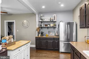 28 S 5th St, Perkasie, PA 18944 - Photo 12