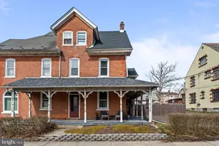 28 S 5th St, Perkasie, PA 18944 - Photo 1