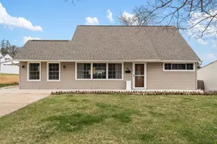 56 Vermillion, Levittown, PA 19054 - Photo 2