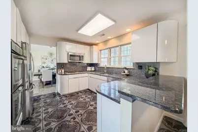 320 Laurel Oaks Drive, Langhorne, PA 19047 - Photo 8