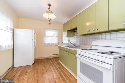 305 Devon Road, Fairless Hills, PA 19030 - Photo 10