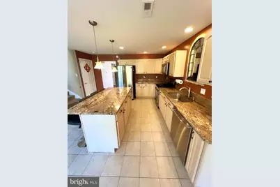 10 Dukes Way, Feasterville-Trevose, PA 19053 - Photo 6