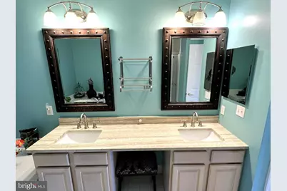 10 Dukes Way, Feasterville-Trevose, PA 19053 - Photo 16