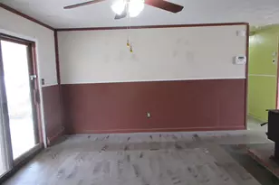 63 Maple Ln, Levittown, PA 19054 - Photo 10