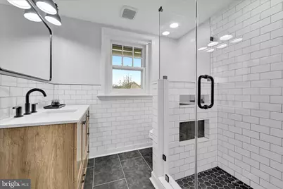 180 N Clinton Street, Doylestown, PA 18901 - Photo 16