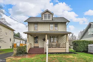 180 N Clinton St, Doylestown, PA 18901 - Photo 28