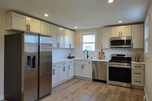 210 Barbara Ln, Warminster, PA 18974 - Photo 4