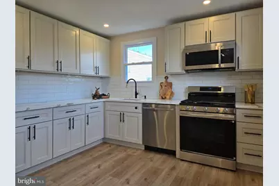 210 Barbara Lane, Warminster, PA 18974 - Photo 2