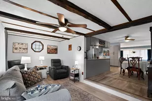 120 Vermont Ln, Levittown, PA 19054 - Photo 16