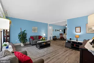 120 Vermont Ln, Levittown, PA 19054 - Photo 4