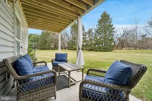 519 Grand Blvd, Warrington, PA 18976 - Photo 4