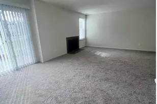 649 Rose Hollow Dr, Yardley, PA 19067 - Photo 2