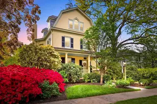194 N Chancellor St, Newtown, PA 18940 - Photo 1