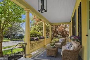194 N Chancellor St, Newtown, PA 18940 - Photo 2