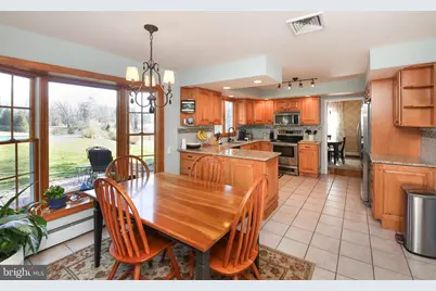 94 Chestnut Valley Drive, Doylestown, PA 18901 - Photo 2