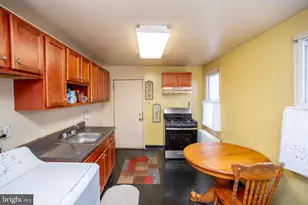 576 Bath, Bristol, PA 19007 - Photo 8