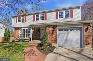 221 Valley Dr, Yardley, PA 19067 - Photo 2