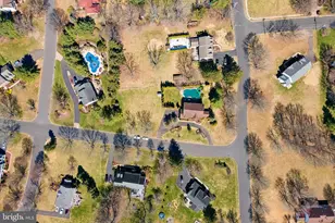 137 Briarwood Dr, Holland, PA 18966 - Photo 46