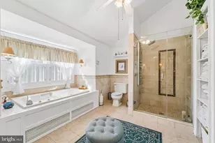 137 Briarwood Dr, Holland, PA 18966 - Photo 28