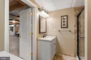 1036 Azlen Ln, Chalfont, PA 18914 - Photo 60