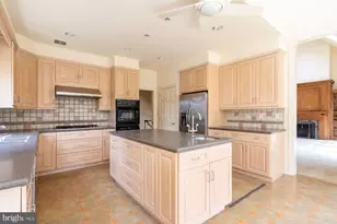 4225 Erica Dr, Doylestown, PA 18902 - Photo 16