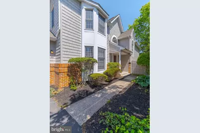 475 Franklin Circle, Yardley, PA 19067 - Photo 2