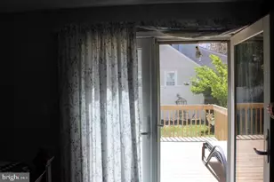 30 Landreth Ln, Bristol, PA 19007 - Photo 22