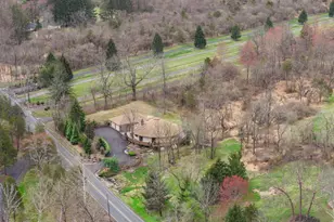 2119 S Sugan Rd, New Hope, PA 18938 - Photo 1