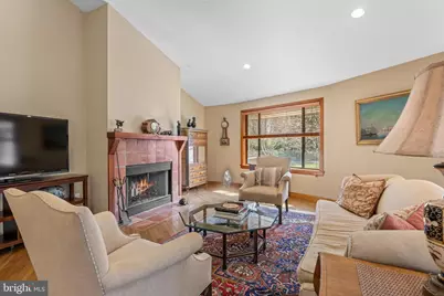 2119 S Sugan Road, New Hope, PA 18938 - Photo 12