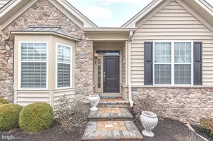 1114 Webb Dr, Perkasie, PA 18944 - Photo 2