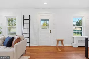 292 Walter Rd, Chalfont, PA 18914 - Photo 6