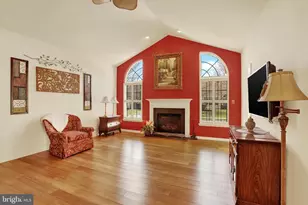 240 Shady Brook Dr, Langhorne, PA 19047 - Photo 18