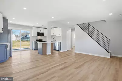 10 Macintosh Road, Levittown, PA 19056 - Photo 8