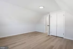 10 MacIntosh Rd, Levittown, PA 19056 - Photo 28